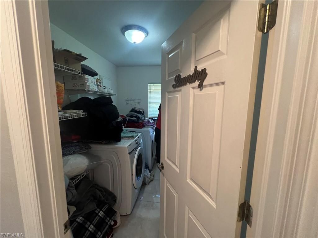 Interior, Washer