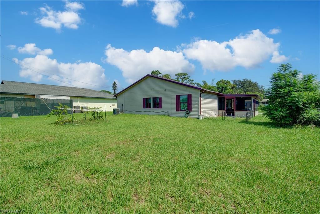 Backyard, Exterior