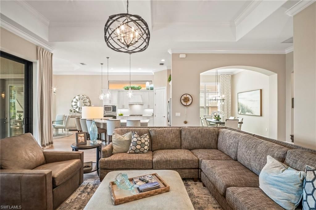 Chandelier, Dining room, Interior, Kitchen, Living room, Pendant Lights, Recessed Lighting