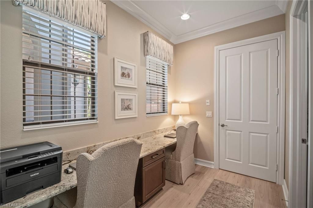 Home Office, Interior, Recessed Lighting, Wood Texture Flooring