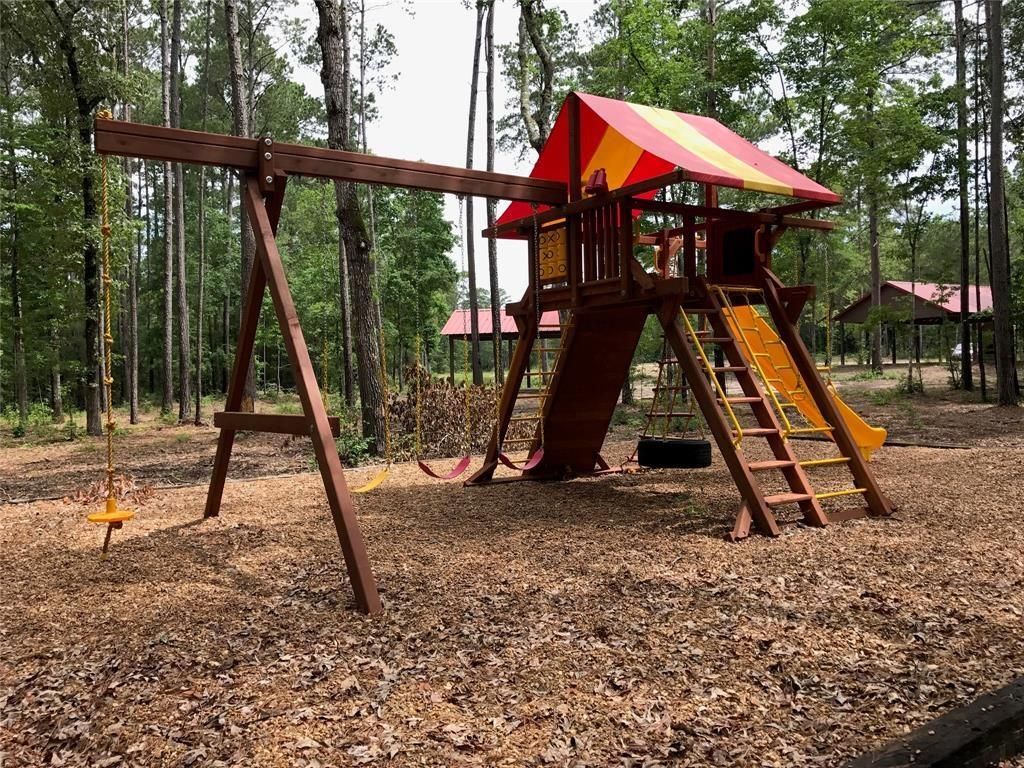 Backyard, Exterior, Playground