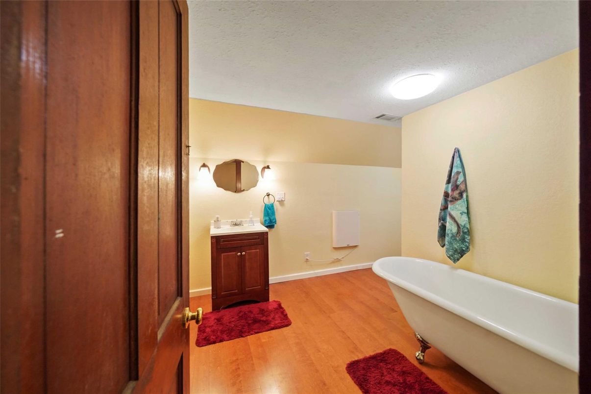 Bathroom, Free Standing Baths, Interior, Wood Texture Flooring