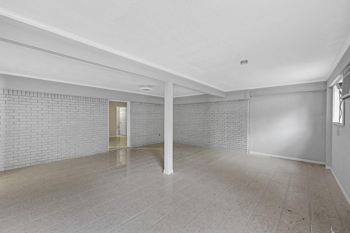 Empty room, Interior, Stone Walls