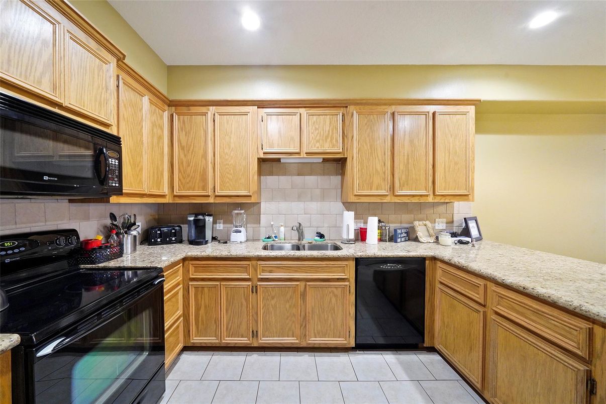Interior, Kitchen, Recessed Lighting