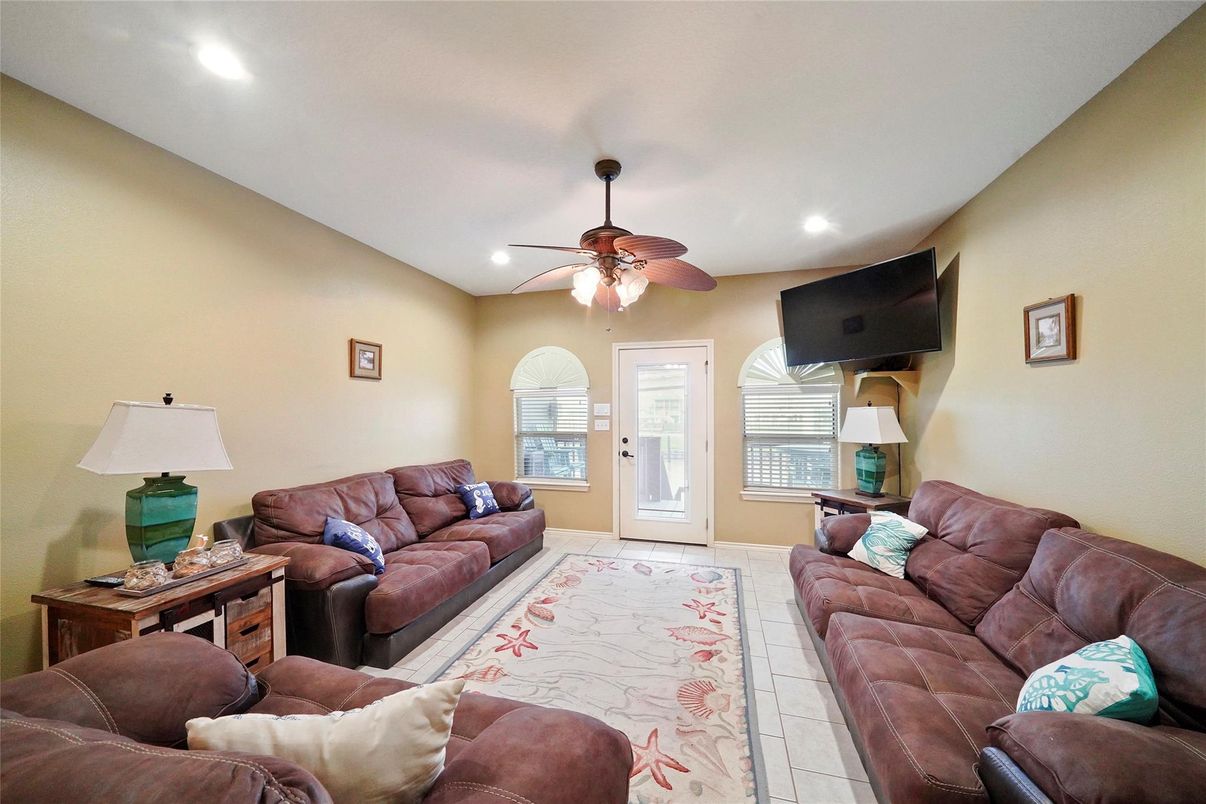 Interior, Living room, Recessed Lighting