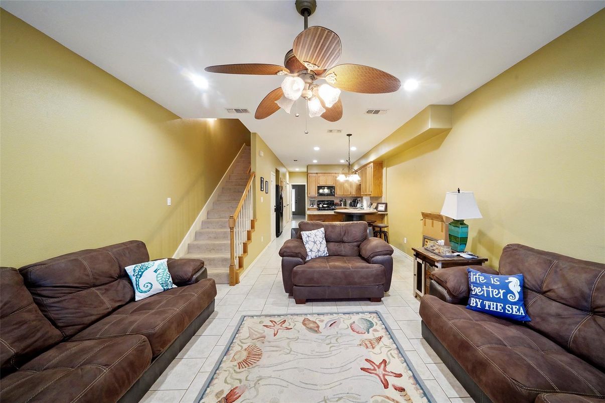Interior, Kitchen, Living room, Recessed Lighting, Stainless Steel Appliances