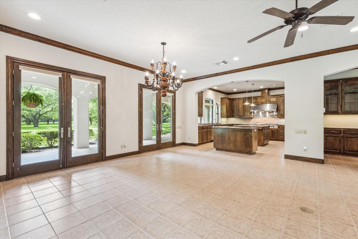 Chandelier, Interior, Kitchen, Recessed Lighting, Stainless Steel Appliances