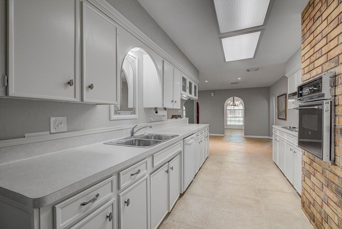 Interior, Kitchen, Recessed Lighting