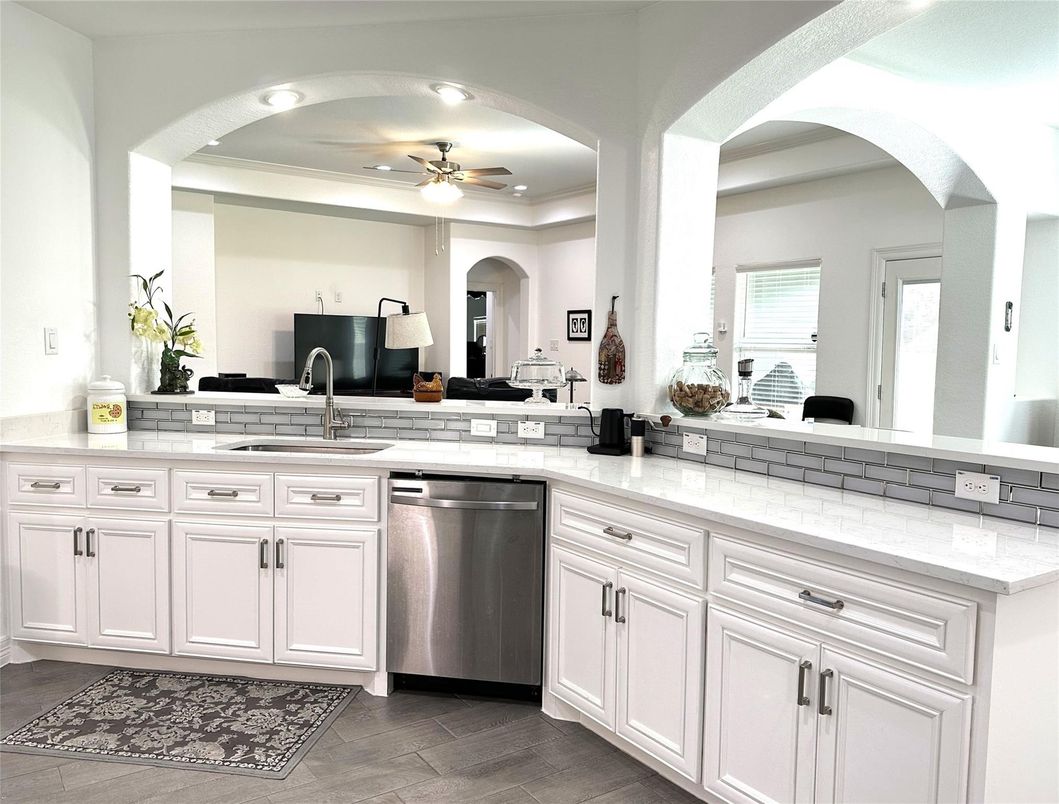 Interior, Kitchen, Recessed Lighting, Wood Texture Flooring