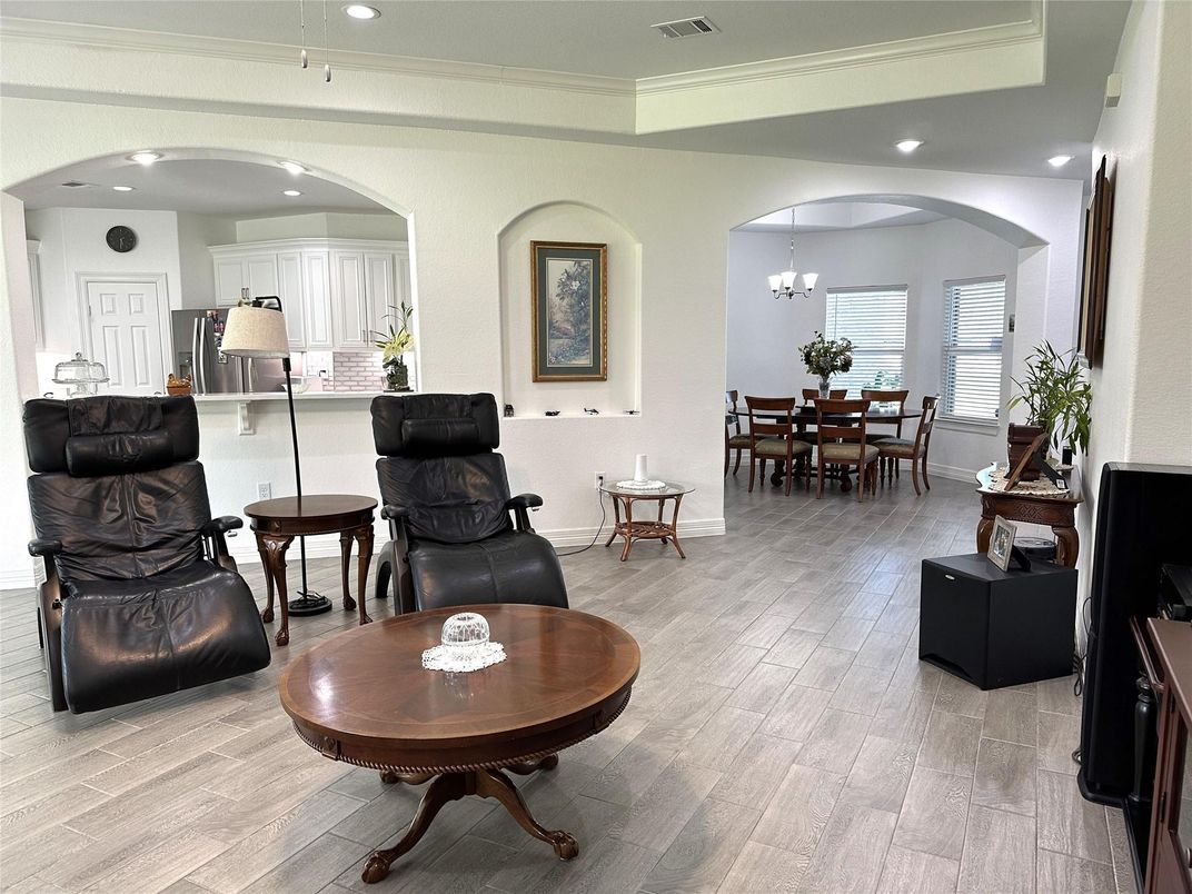 Chandelier, Dining room, Interior, Living room, Recessed Lighting, Wood Texture Flooring
