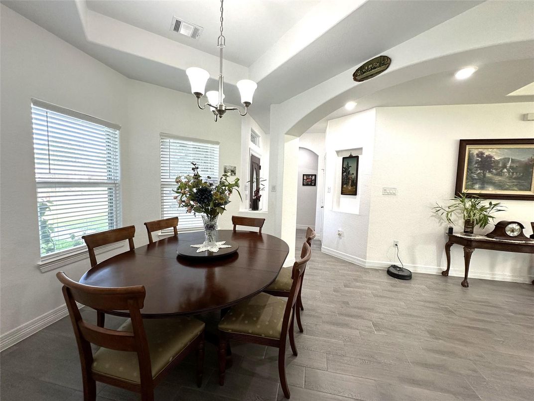 Chandelier, Dining room, Interior, Recessed Lighting, Wood Texture Flooring