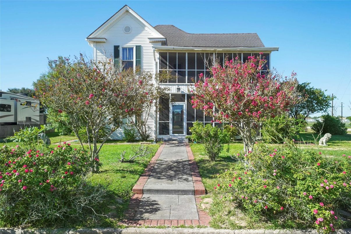 Backyard, Exterior, Facade, None