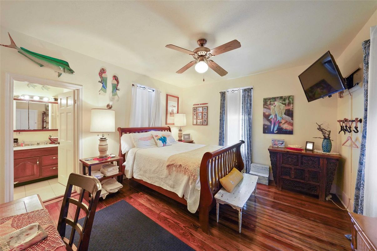 Bathroom, Bedroom, Interior, Wood Texture Flooring