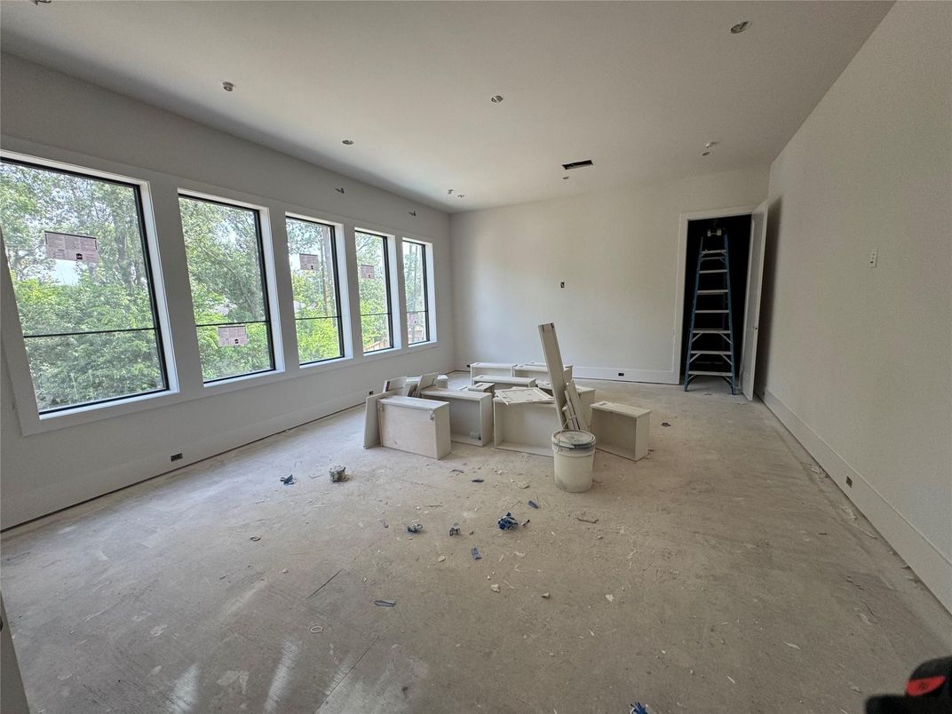 Empty room, Interior, Recessed Lighting