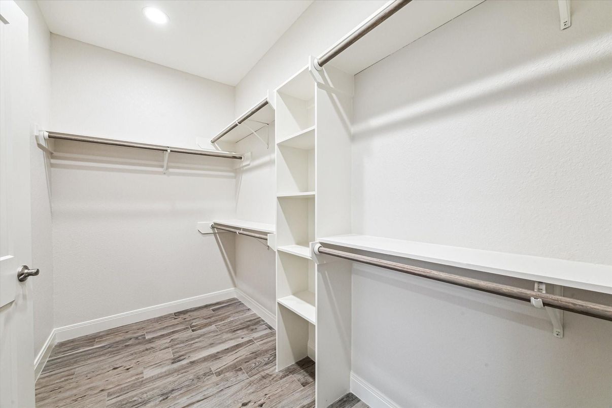 Interior, Recessed Lighting, Walk-in Closets, Wood Texture Flooring