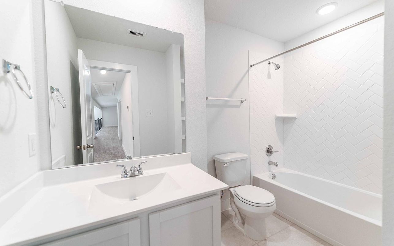 Bathroom, Interior, Recessed Lighting