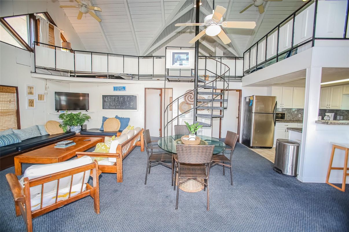 Dining room, Interior, Kitchen, Living room