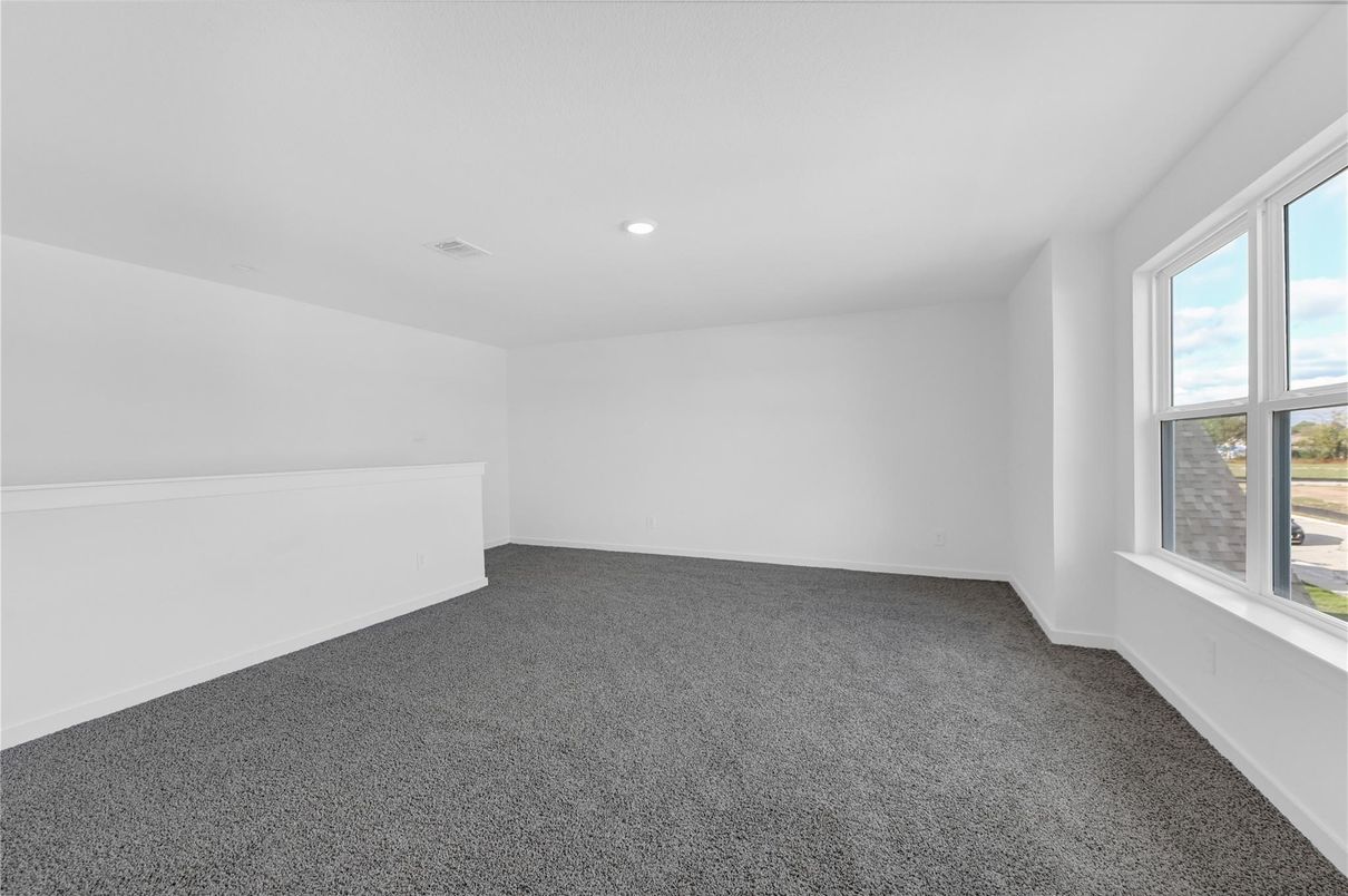 Empty room, Interior, Recessed Lighting