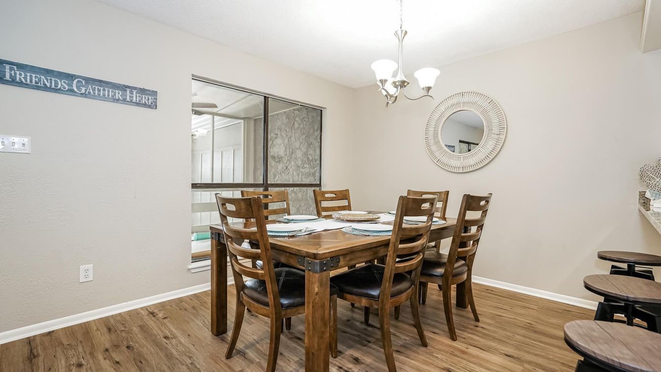 Chandelier, Dining room, Interior, Wood Texture Flooring