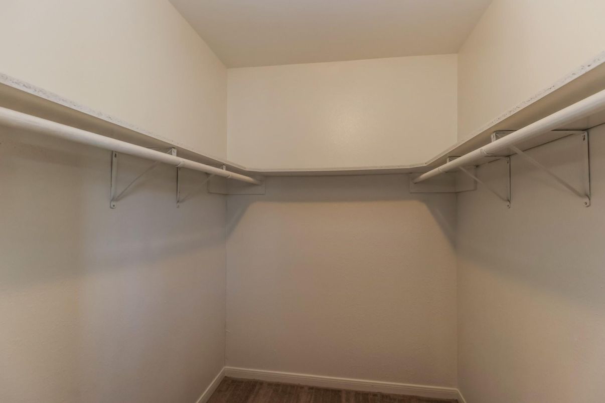 Interior, Walk-in Closets