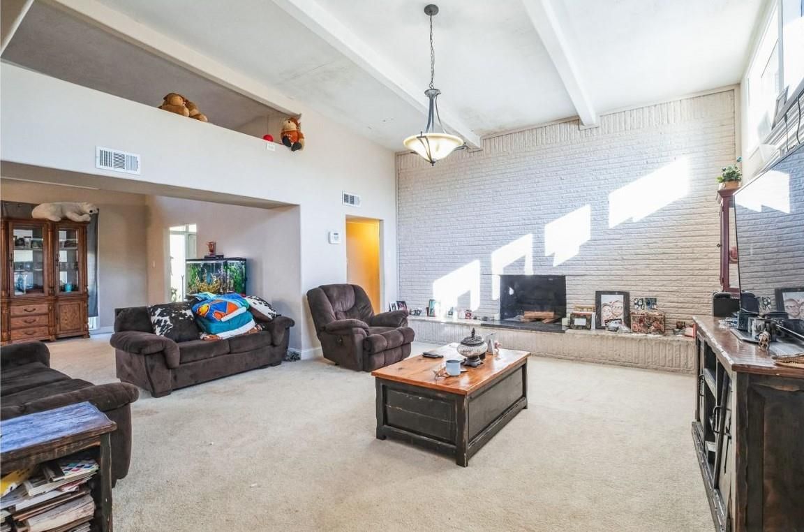 Fireplace, Interior, Living room, Pendant Lights, Stone Walls