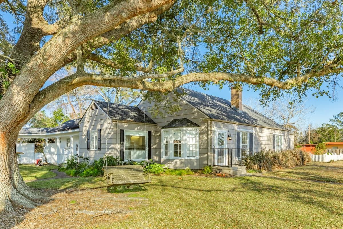 Attached, Backyard, Exterior, Facade, Cape Cod