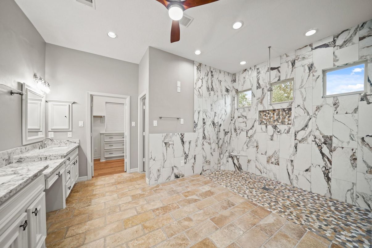 Bathroom, Interior, Marble Walls, Recessed Lighting