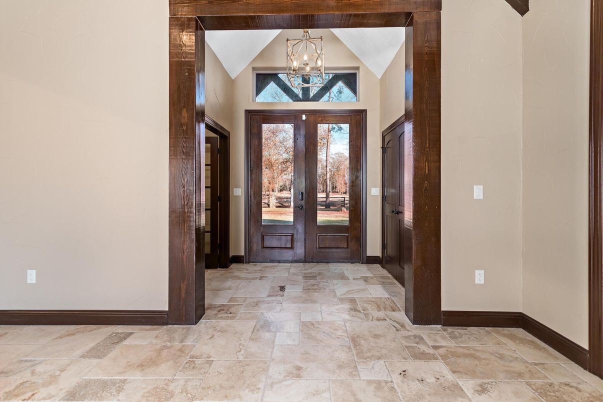 Chandelier, Interior, Pendant Lights