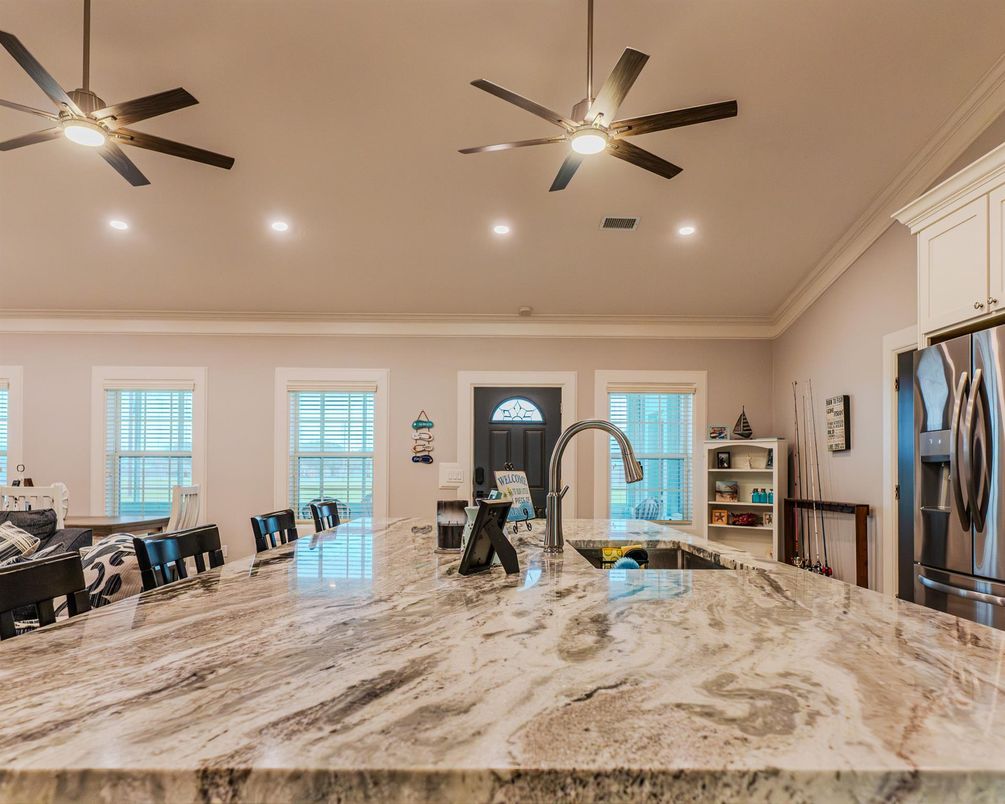 Dining room, Interior, Kitchen, Recessed Lighting