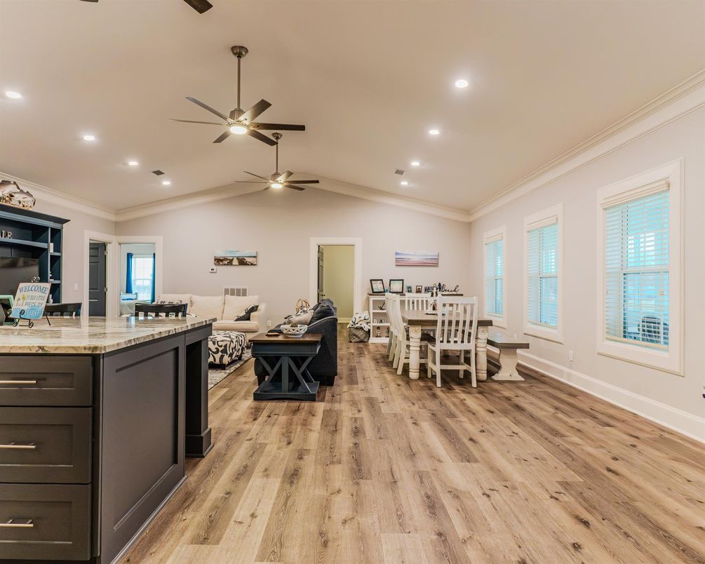 Dining room, Interior, Living room, Recessed Lighting, Wood Texture Flooring