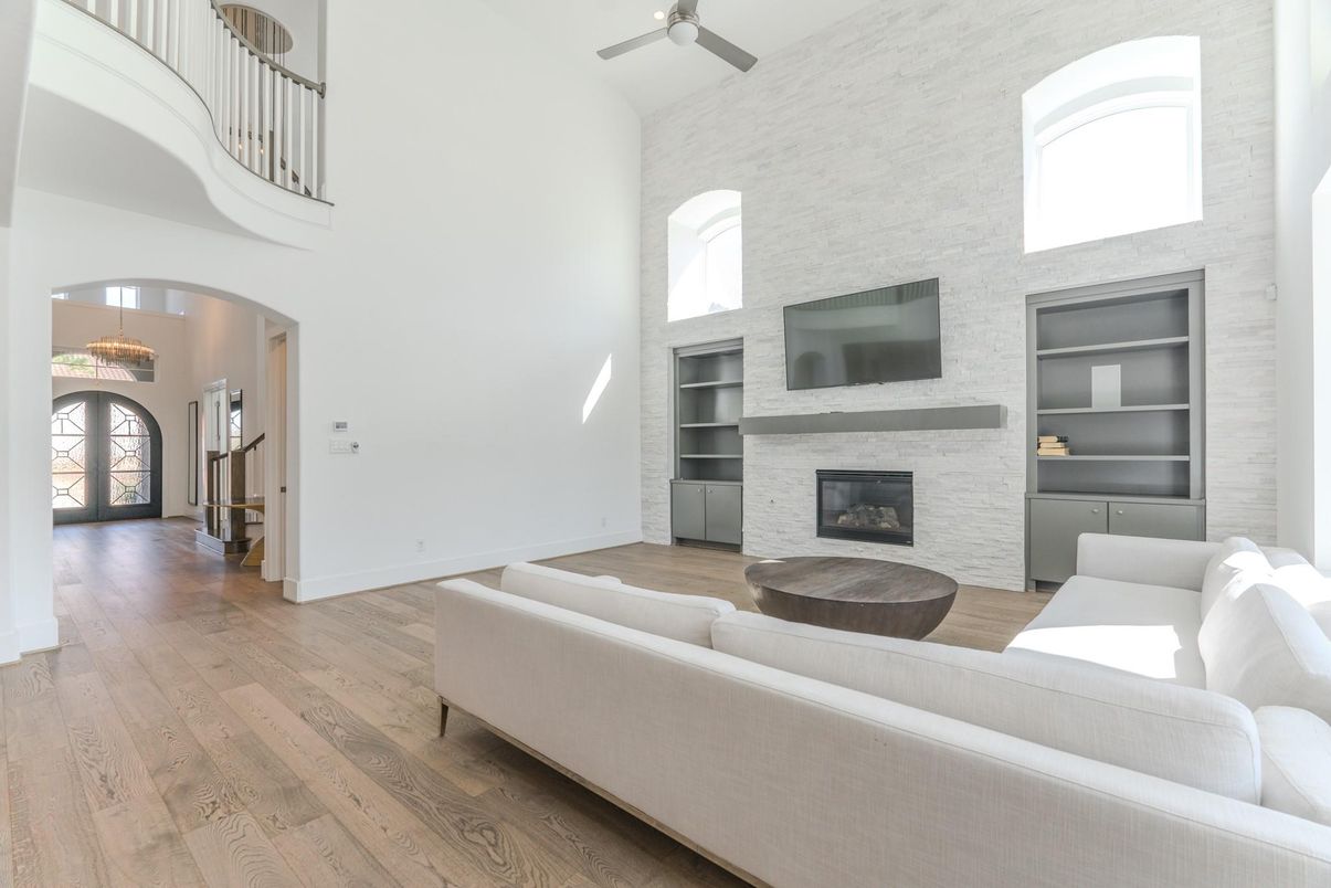 Chandelier, Fireplace, Interior, Living room, Pendant Lights, Wood Texture Flooring