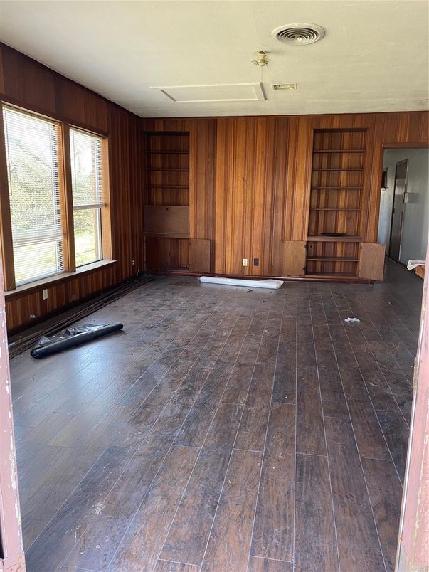 Empty room, Interior, Wood Texture Flooring, Wooden Walls