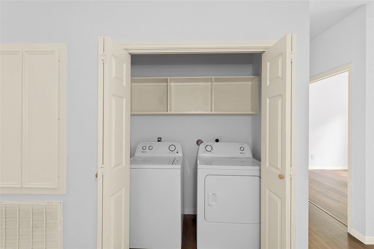 Interior, Utility Closets, Washer