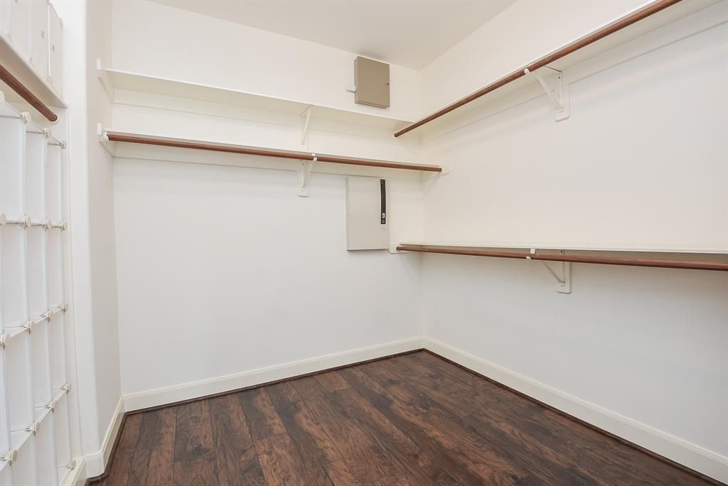 Interior, Walk-in Closets, Wood Texture Flooring