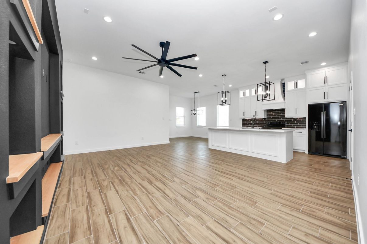 Interior, Kitchen, Pendant Lights, Recessed Lighting, Wood Texture Flooring
