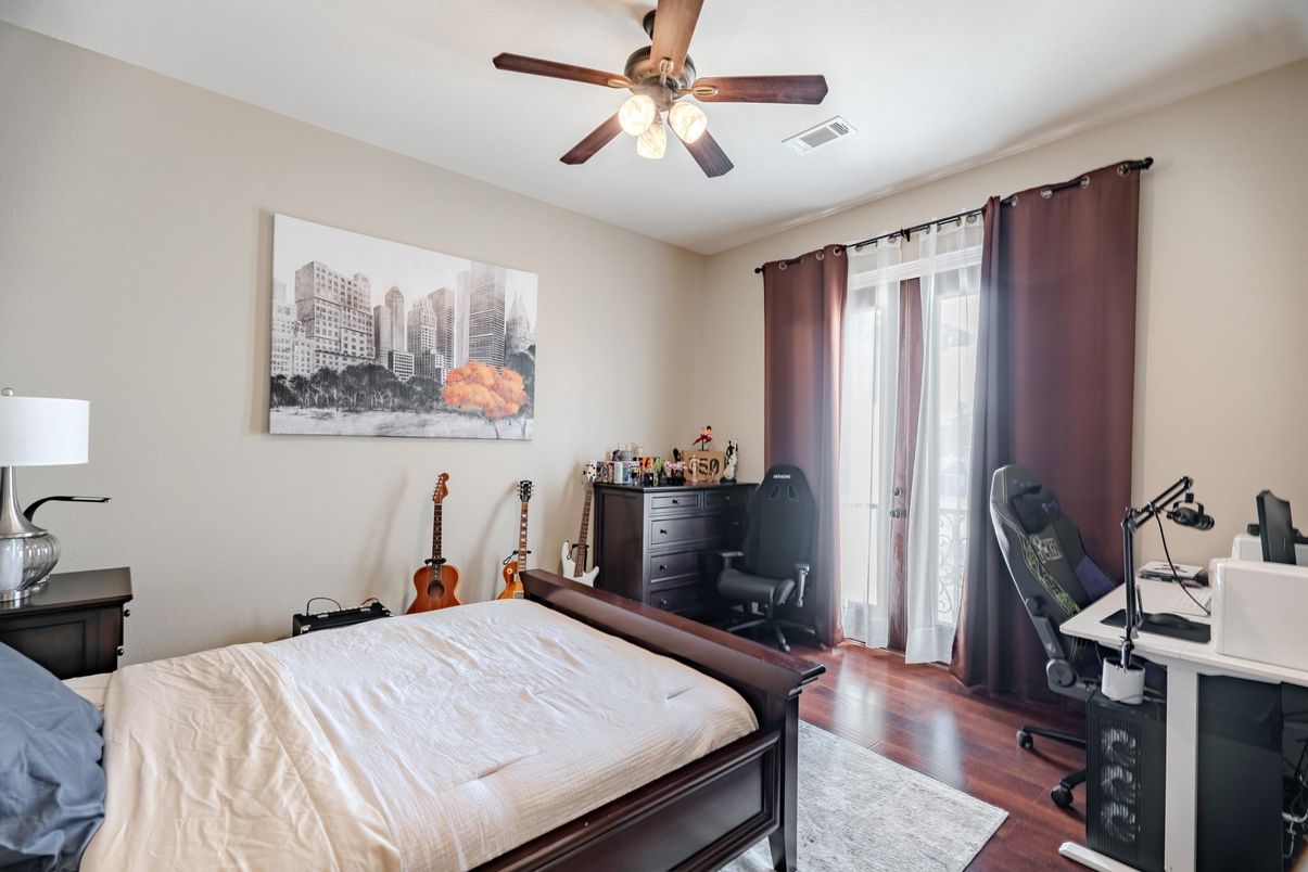 Bedroom, Home Office, Interior, Wood Texture Flooring
