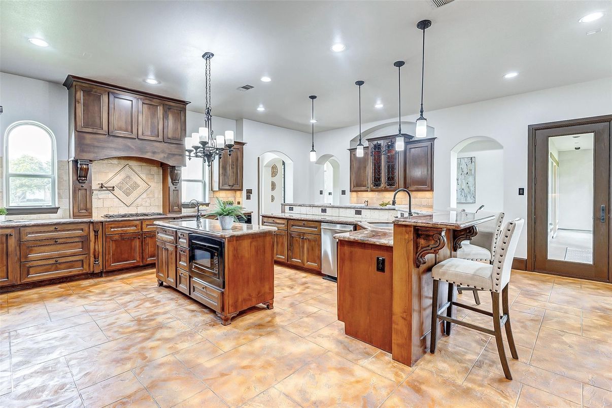 Chandelier, Interior, Kitchen, Pendant Lights, Recessed Lighting