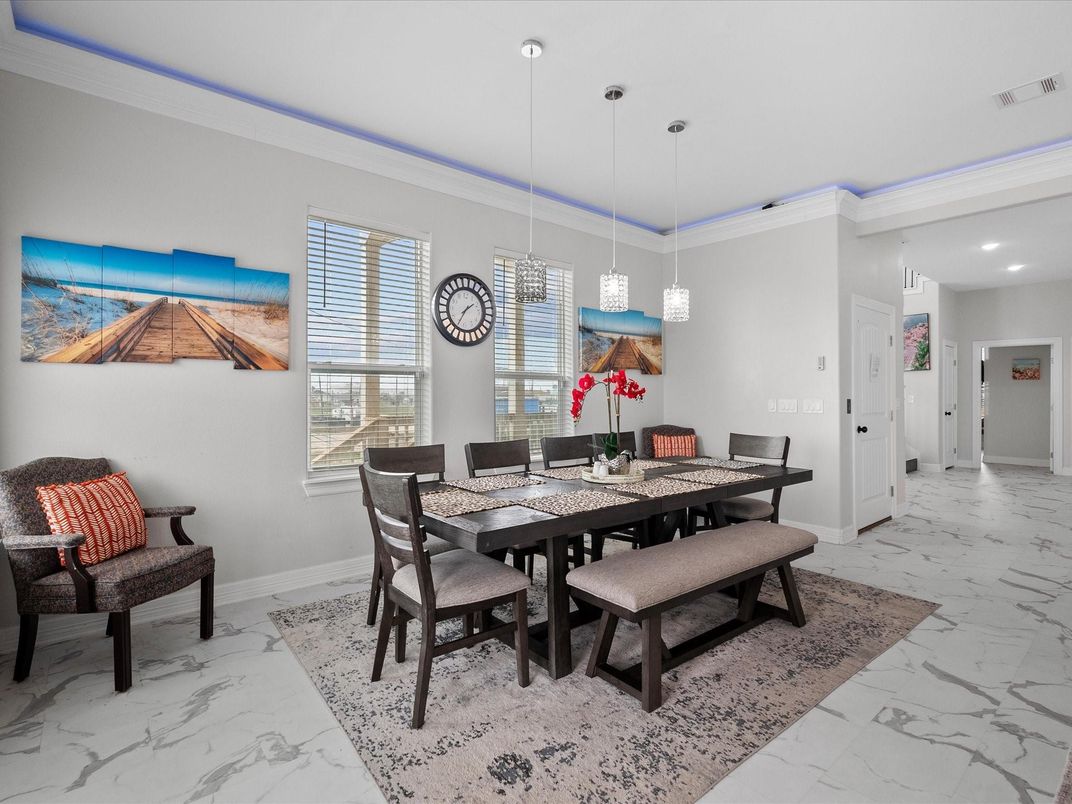 Dining room, Interior, Marble, Pendant Lights, Recessed Lighting