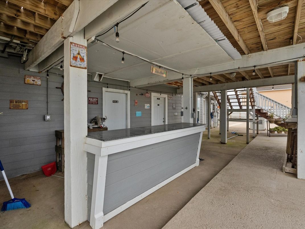 Interior, Wooden Beams