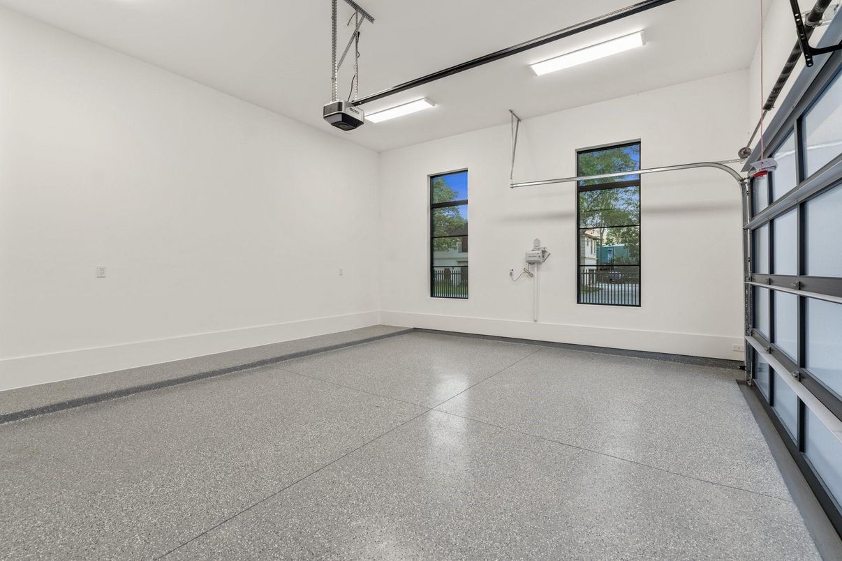 Garage, Interior