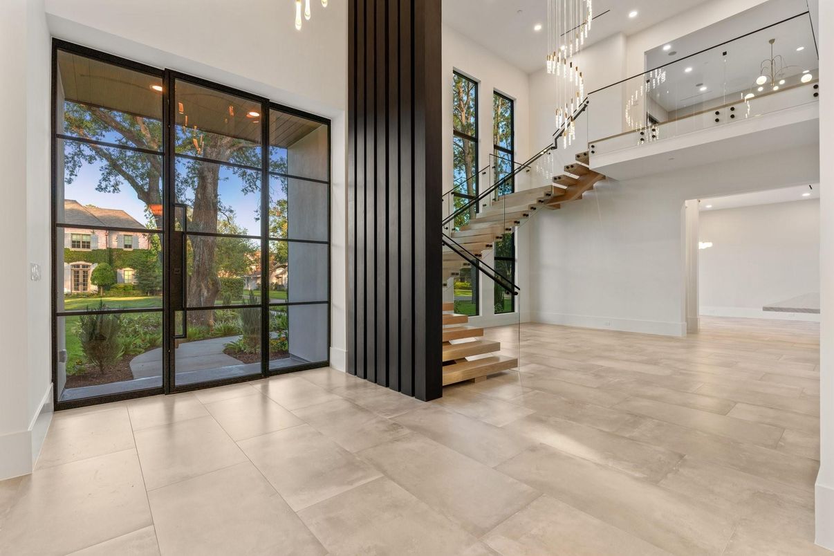 Empty room, Interior, Pendant Lights, Recessed Lighting