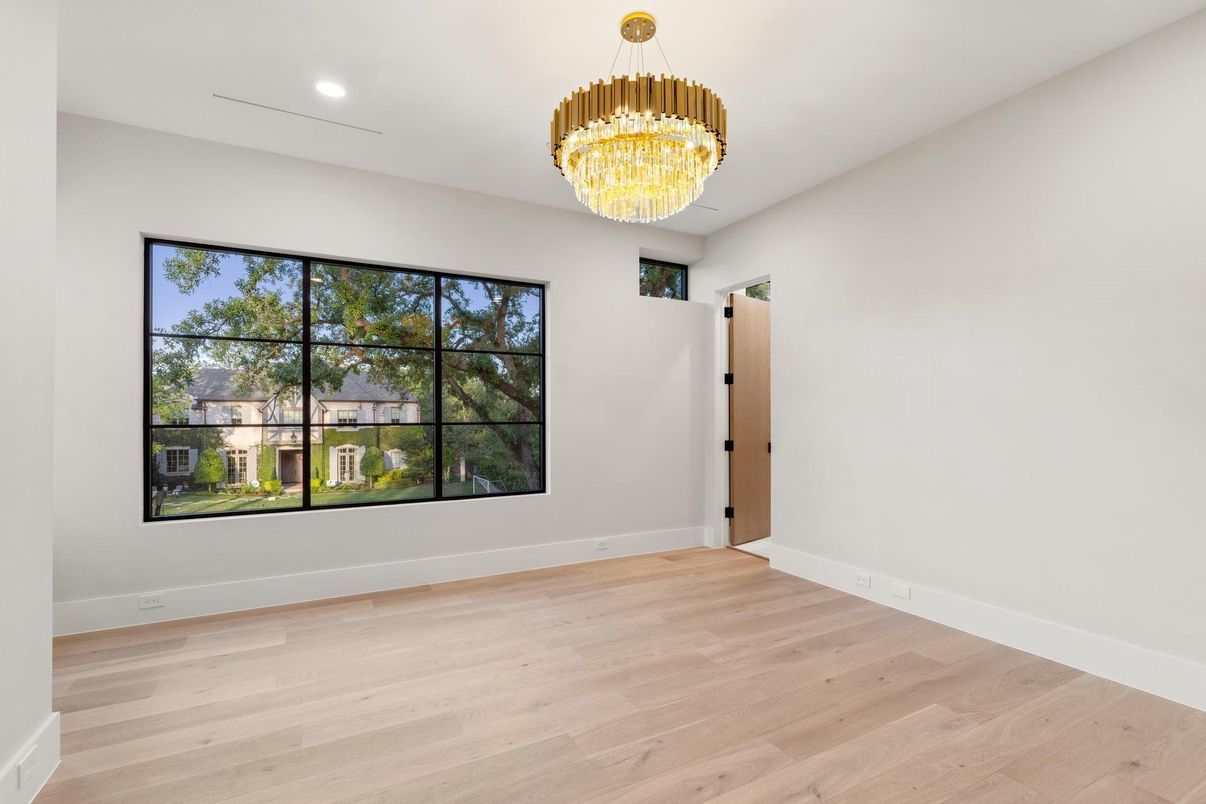 Chandelier, Empty room, Interior, Recessed Lighting, Wood Texture Flooring