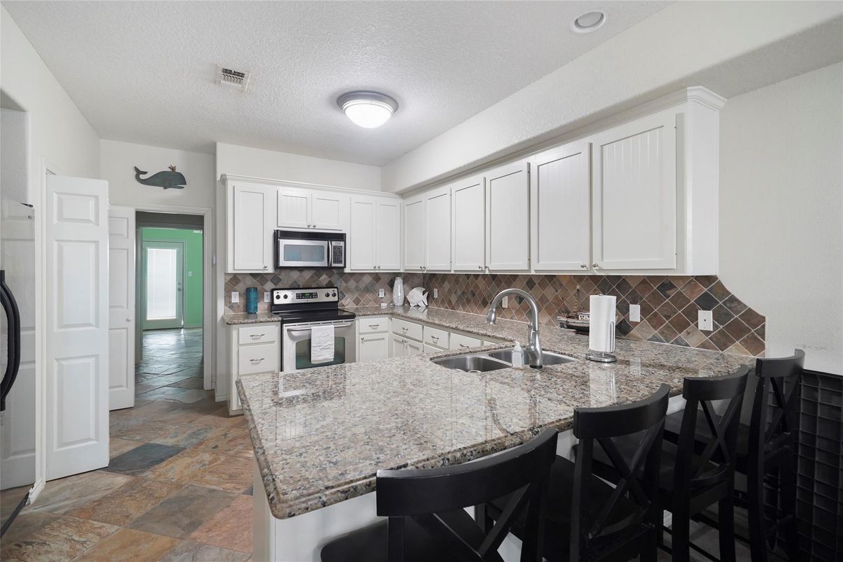 Interior, Kitchen, Stainless Steel Appliances