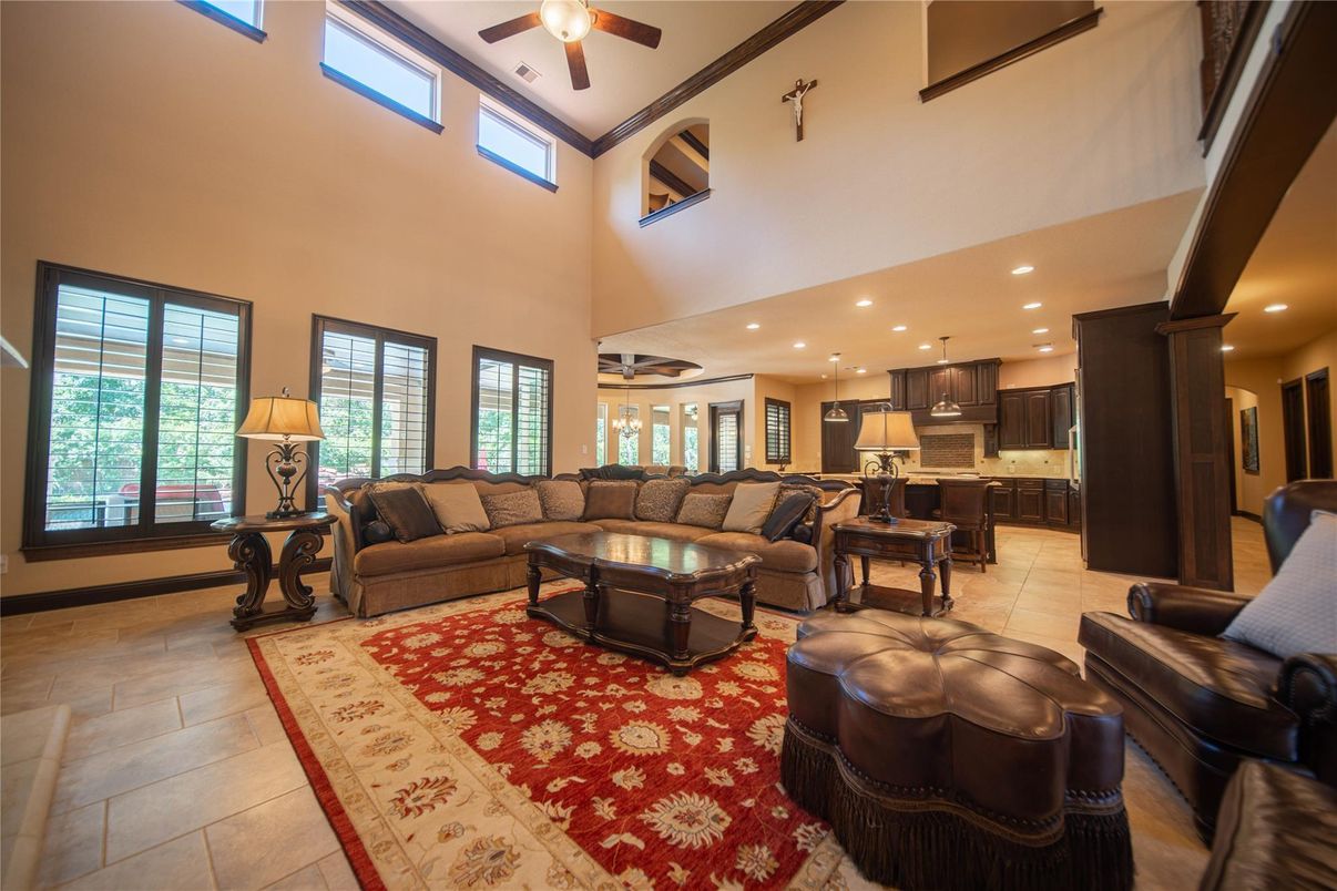 Interior, Kitchen, Living room, Pendant Lights, Recessed Lighting