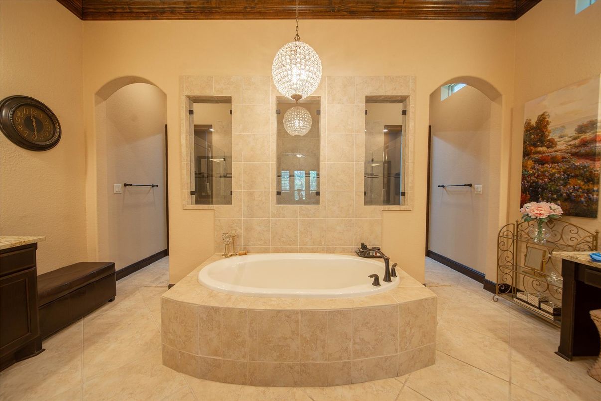 Bathroom, Interior, Pendant Lights