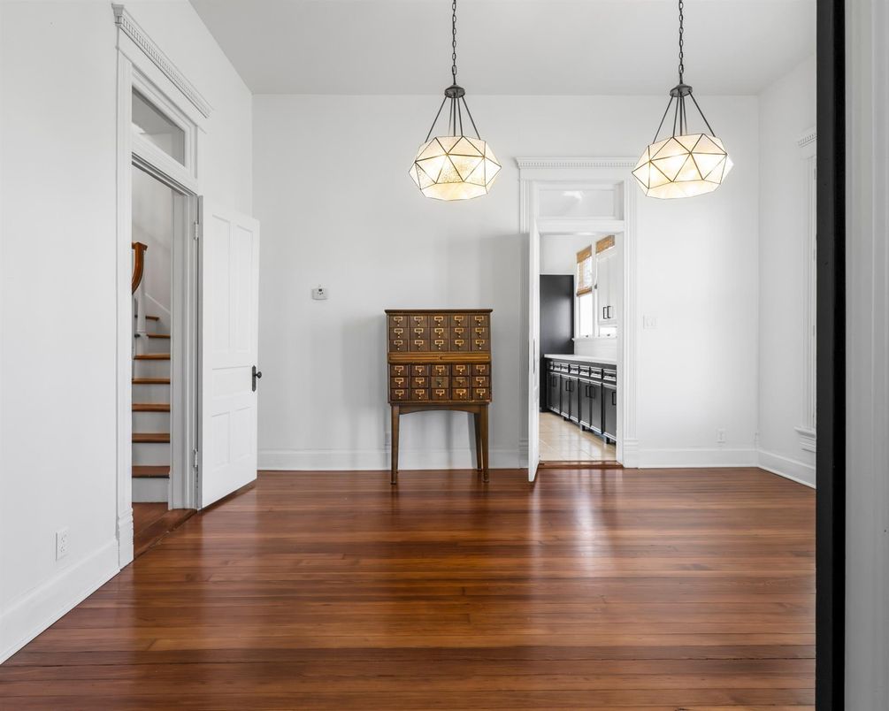 Interior, Pendant Lights, Wood Texture Flooring