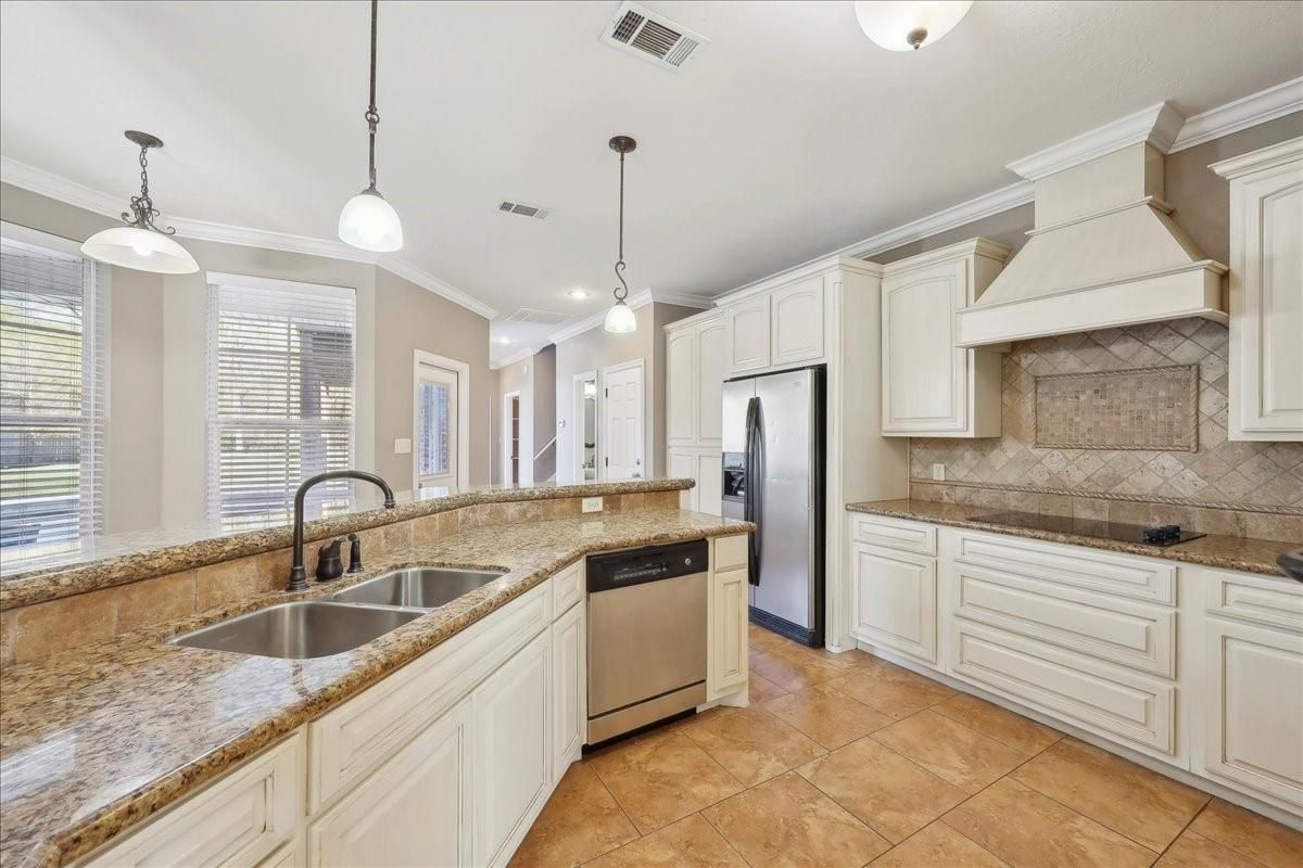 Interior, Kitchen, Pendant Lights