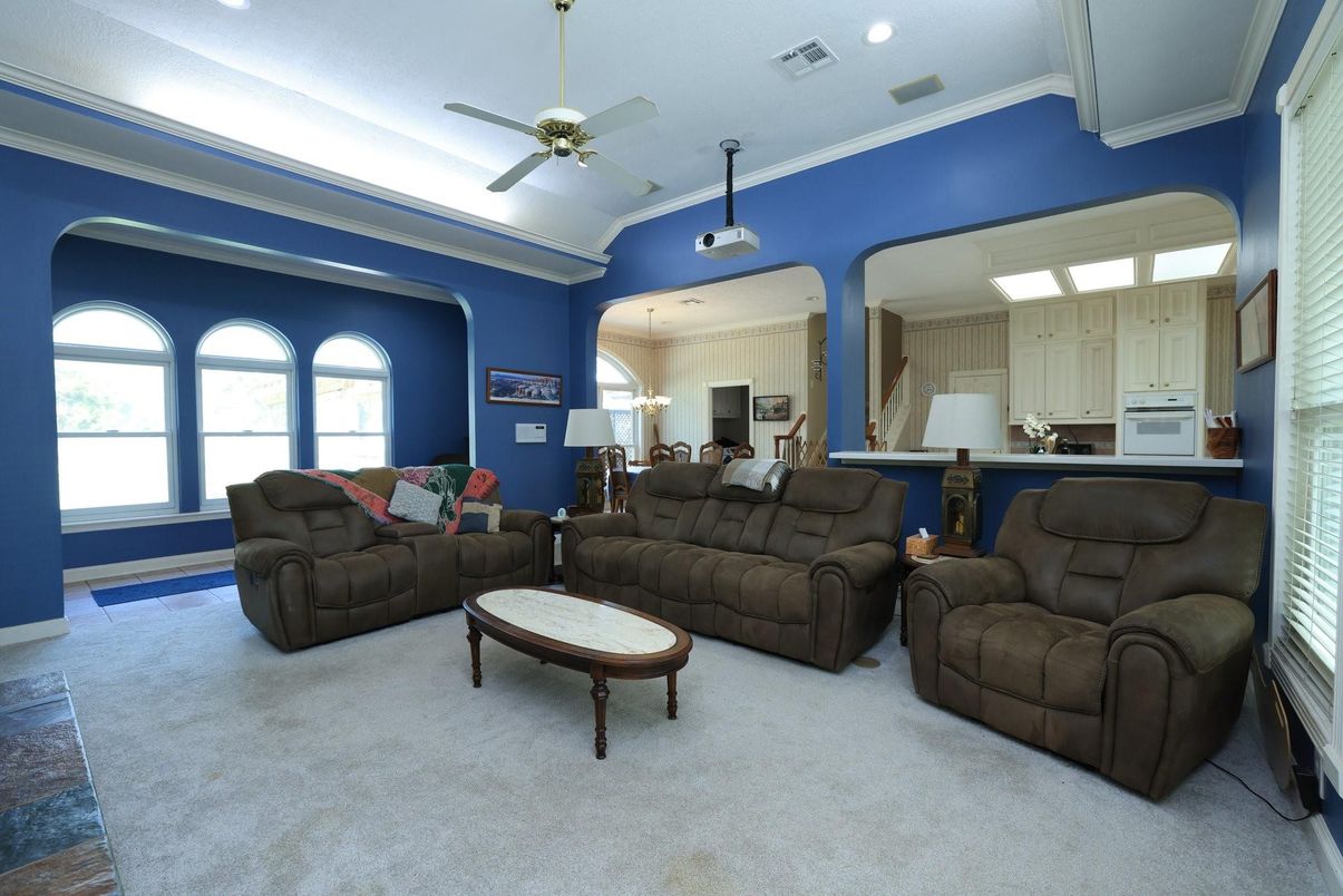 Dining room, Interior, Kitchen, Living room, Recessed Lighting