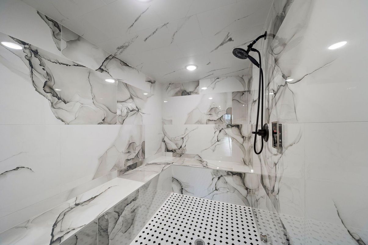 Bathroom, Interior, Marble Walls, Recessed Lighting