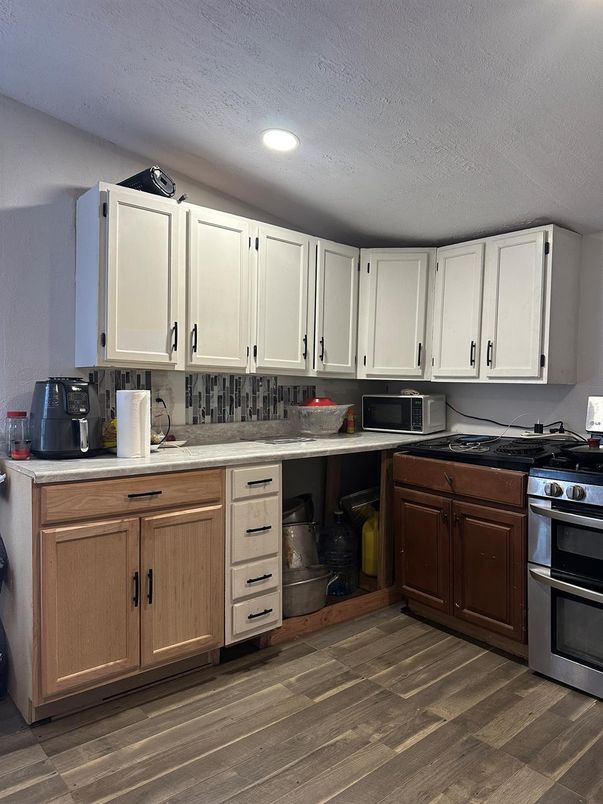 Interior, Kitchen, Recessed Lighting, Wood Texture Flooring